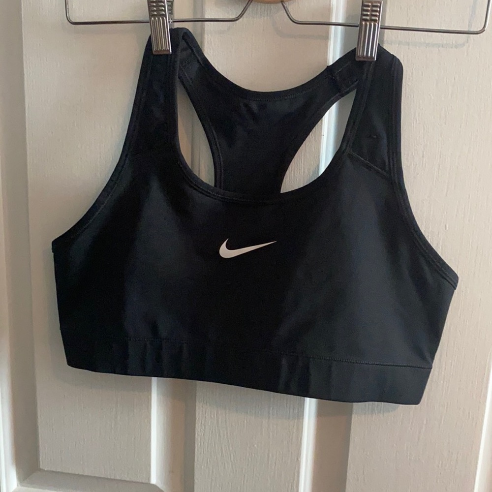 Nike dri-fit sports bra